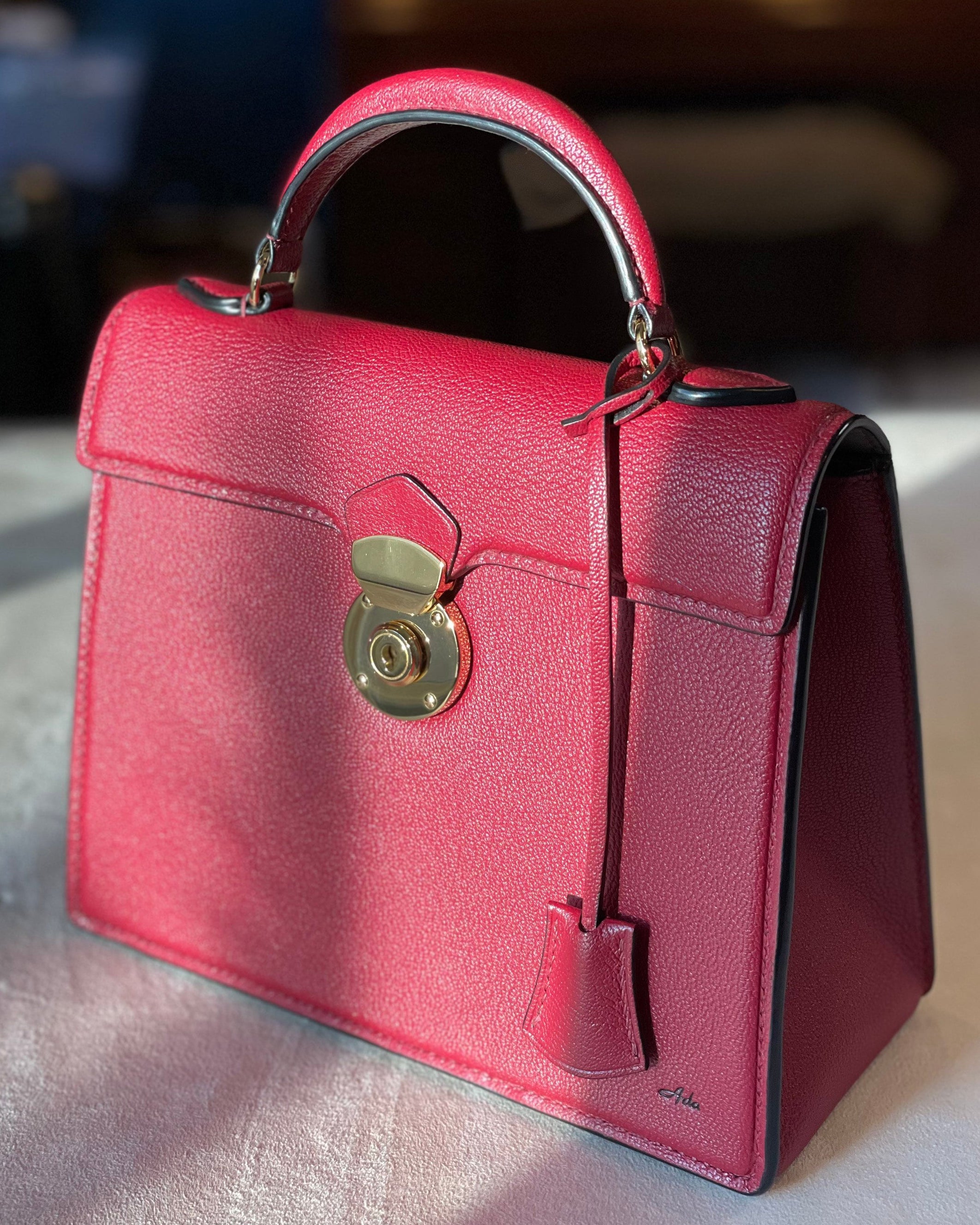 scarlet_bag